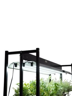 Front Page -Gardener's Supply Company 8596021 7737 tif