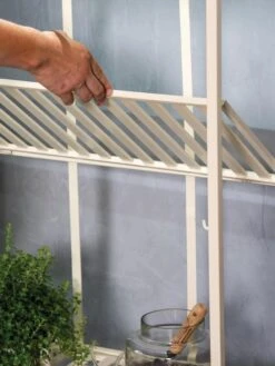 Oslo 4-Tier Plant Stand With Folding Shelves -Gardener's Supply Company 8609220 4121 tif